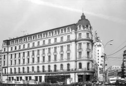 Hotel Carpati redus.jpg