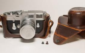 Leica_M3_case_leather.jpeg