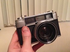 yashica_lynx.JPG