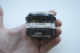 Nikkor50_1.jpg