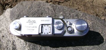 leica-iiic-3.JPG