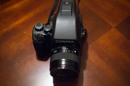 contax-645-5.jpg