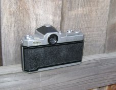 nikkormat-3.JPG