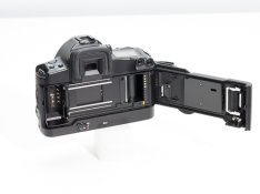 Canon EOS 3 (12 of 13).jpg