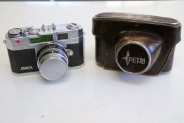 Petri outfit small.jpg