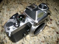 nikon-fe-4.JPG