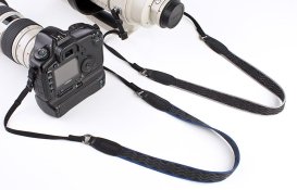 Feature-Camera-Strap-V20-Blue-5.jpg Feature-Camera-Strap-V20-Blue-5.jpg
