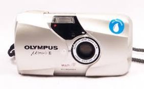 olympus-stylus-II-open.jpeg
