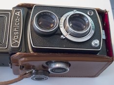 Yashica1.jpg Yashica1.jpg