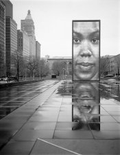 CrownFountain,MilleniumPark,Chicago,JaumePlensa,27Dec2008.jpg