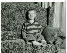 SunnieOnTheSofa.jpg SunnieOnTheSofa.jpg