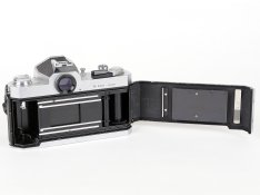 Nikkormat_FT2_3.jpg