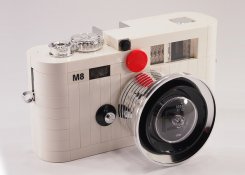 lego-leica-m8-camera-01.jpg