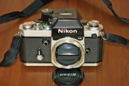 Nikon F2AS Chrome 4.jpg
