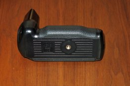 nikon mb-15 3.jpg