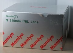 Mamiya_210_box_1.jpg