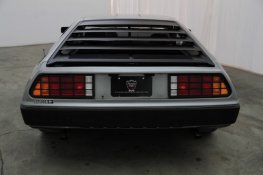 DeLorean-DMC12 -002.jpg