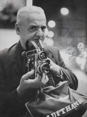 Weegee-filmcamere.jpg