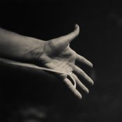 handsmall.jpg