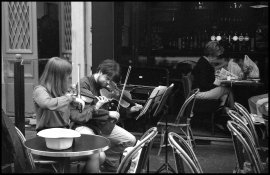 violinists003.jpg violinists003.jpg