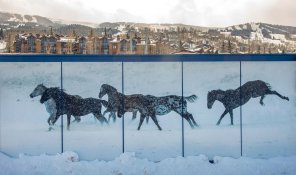 Horses_Running_Mural.jpg