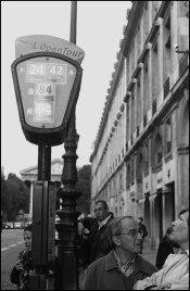 Bus stop Concorde006 copy 2.jpg
