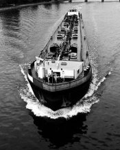 OilBarge.jpg