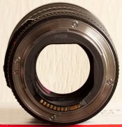 Canon-EOS-EF-135mm-f2L-USM,3.jpg