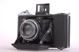 Ikonta_521-16_6x6_Tessar_75mm_3.5_(1_of_11).jpg