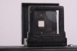 Ikonta_521-16_6x6_Tessar_75mm_3.5_(5_of_11).jpg