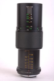 Vivitar_90mm_2.8_PK_Mount_(6_of_10).jpg