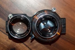 Mamiya-TLR-105mm-001.JPG