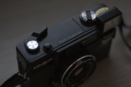 Minolta_HiMatic_AF2-2.jpg