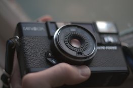 Minolta_HiMatic_AF2-11.jpg