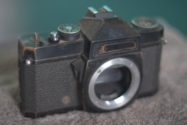 BODY_Black_M42.jpg