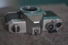 BODY_Yashica_TLE-3.jpg