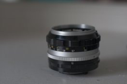 Nikkor_50mm_1.4_ApertureBlades-3.jpg