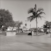 Ben Jahan LA skateboard trip Hasselblad500CM 40Distagon KodakTmax400(TMY-2) HC-110dilH 8min45sec.jpg