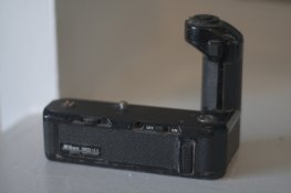 Nikon_MD11.jpg