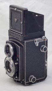 Rolleicord V 1527 2.jpg