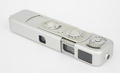 2300127670_a32c193188_m.jpg