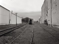 Bvile RR Tracks.jpg
