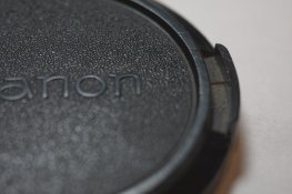 CANON-C52MM-FRONT-CAP_(3_of_5).jpg