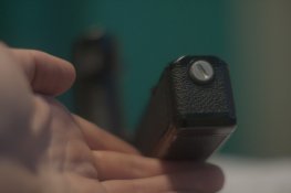 Nikon_MD11_Grip_(7_of_9).jpg
