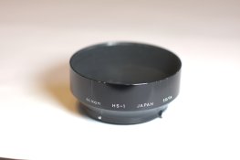 Nikon-HS1-Lens_hood_(1_of_6).jpg