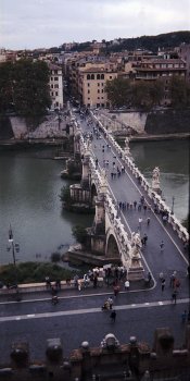 bridgefromcastelsantangelorome.jpg