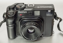 Mamiya6.02.jpg