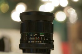 Vivitar_28mm_f2.5_FD_(2_of_7).jpg