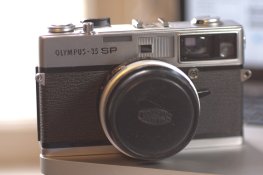Mamiya_80mm_f2.8_150945_(12_of_12).jpg