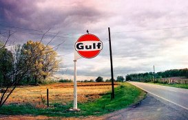 william-eggleston-gulf-sign-1973.jpg